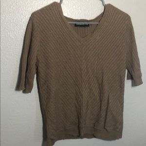 Mid sleeve brown top